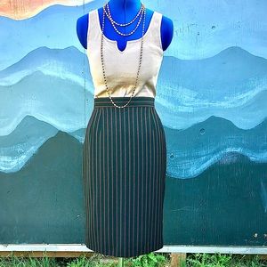 Louis Feraud Wool Pinstriped Pencil skirt SZ 10